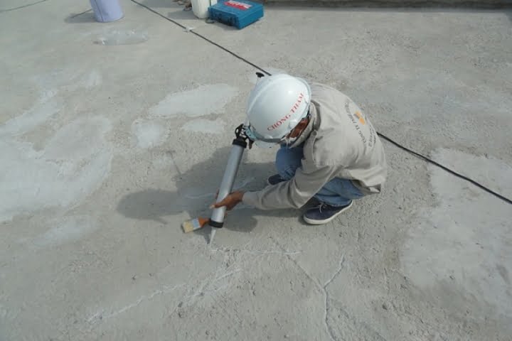 Hướng Dẫn Cách sơn chống thấm ngoài trời đơn giản và đúng kỹ thuật