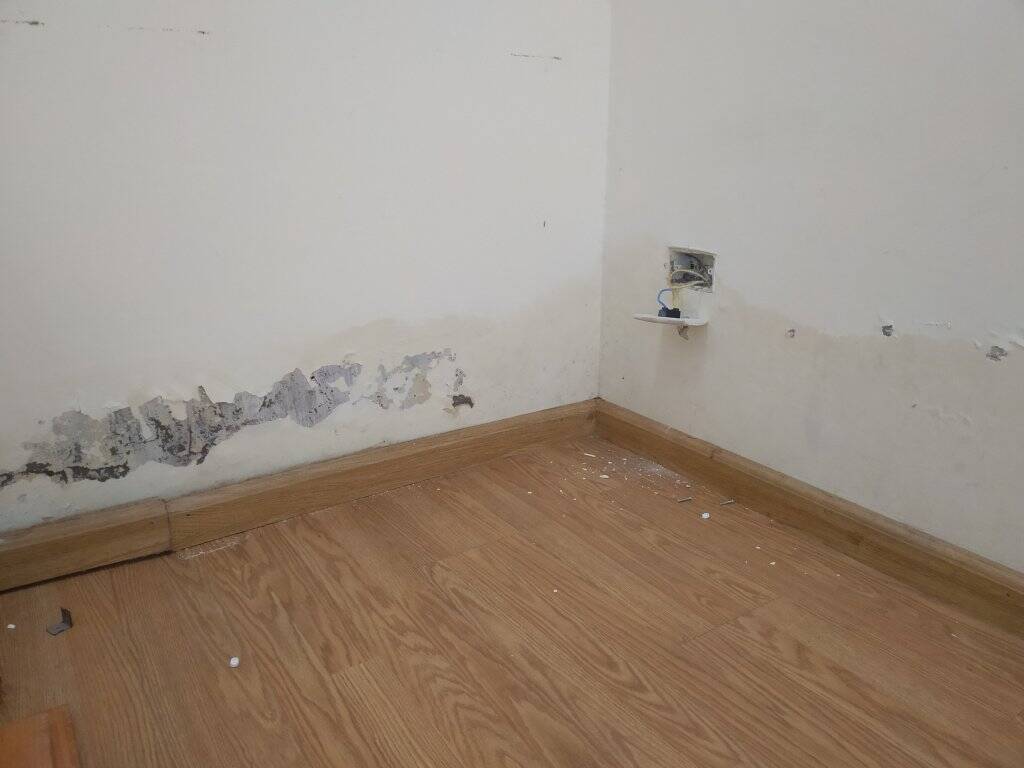 Cách chống thấm chân tường nhà