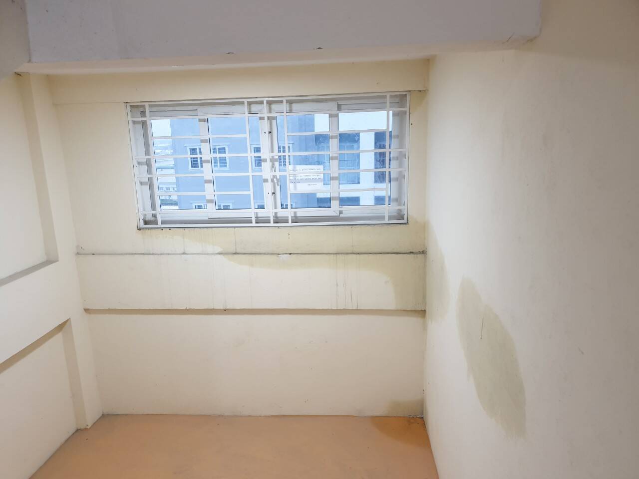 Nguyên nhân gây thấm tường nhà mới xây