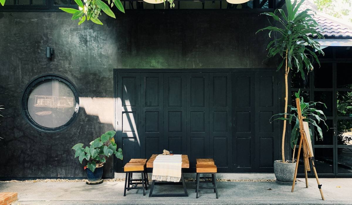 Màu sơn ngoại thất nhà hàng