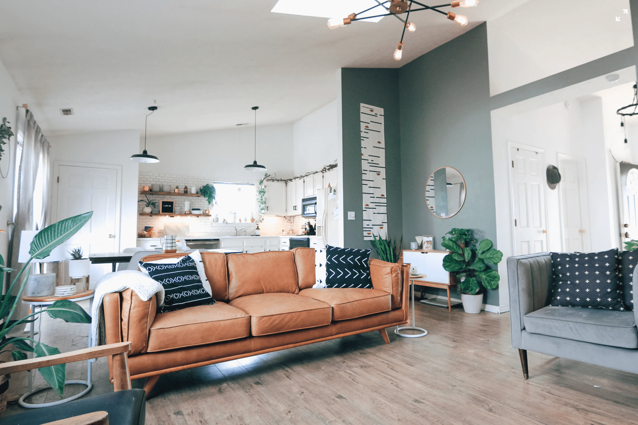 Sơn được coi là chi phí bảo trì hay chi phí đầu tư