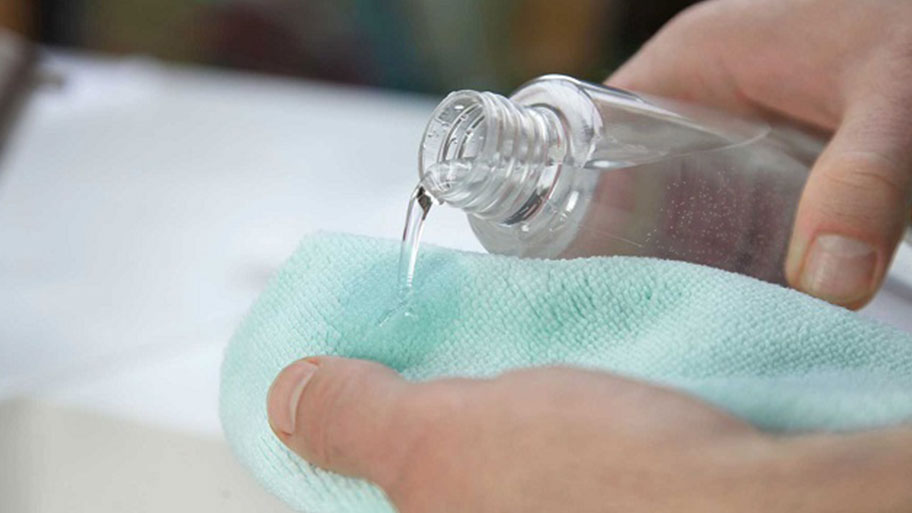 Làm thế nào để loại bỏ sơn từ tường gạch bên ngoài?