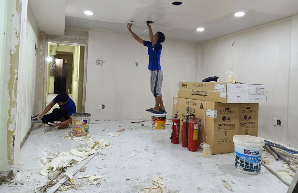 Làm thế nào để ngăn sơn ngoại thất và nội thất bị phai màu?
