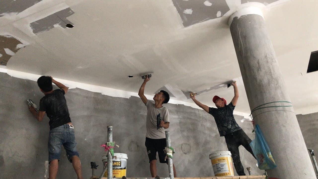 Sơn trần nhà màu đen: Tạo nét độc đáo và Sang trọng cho không gian