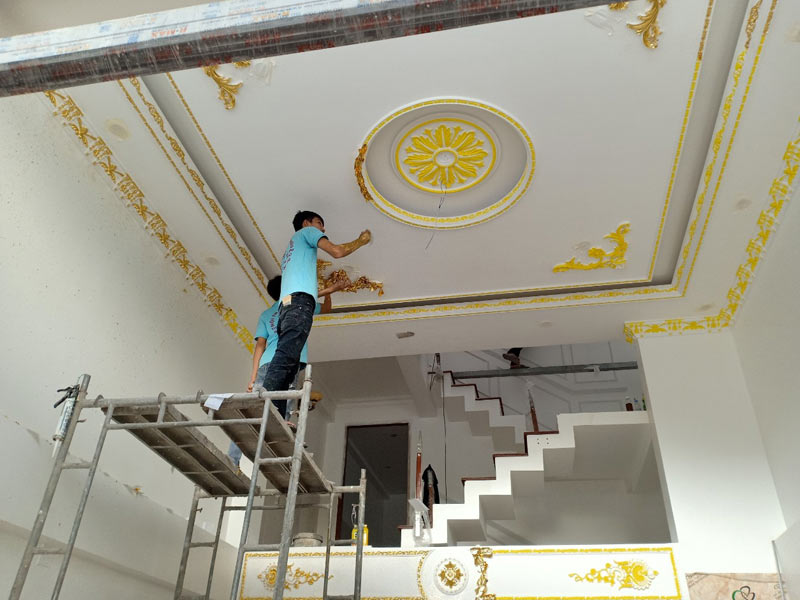 Cách sơn phào chỉ đúng kỹ thuật và bền màu