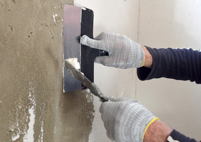 Sơn đè lên lớp sơn cũ tường nhà