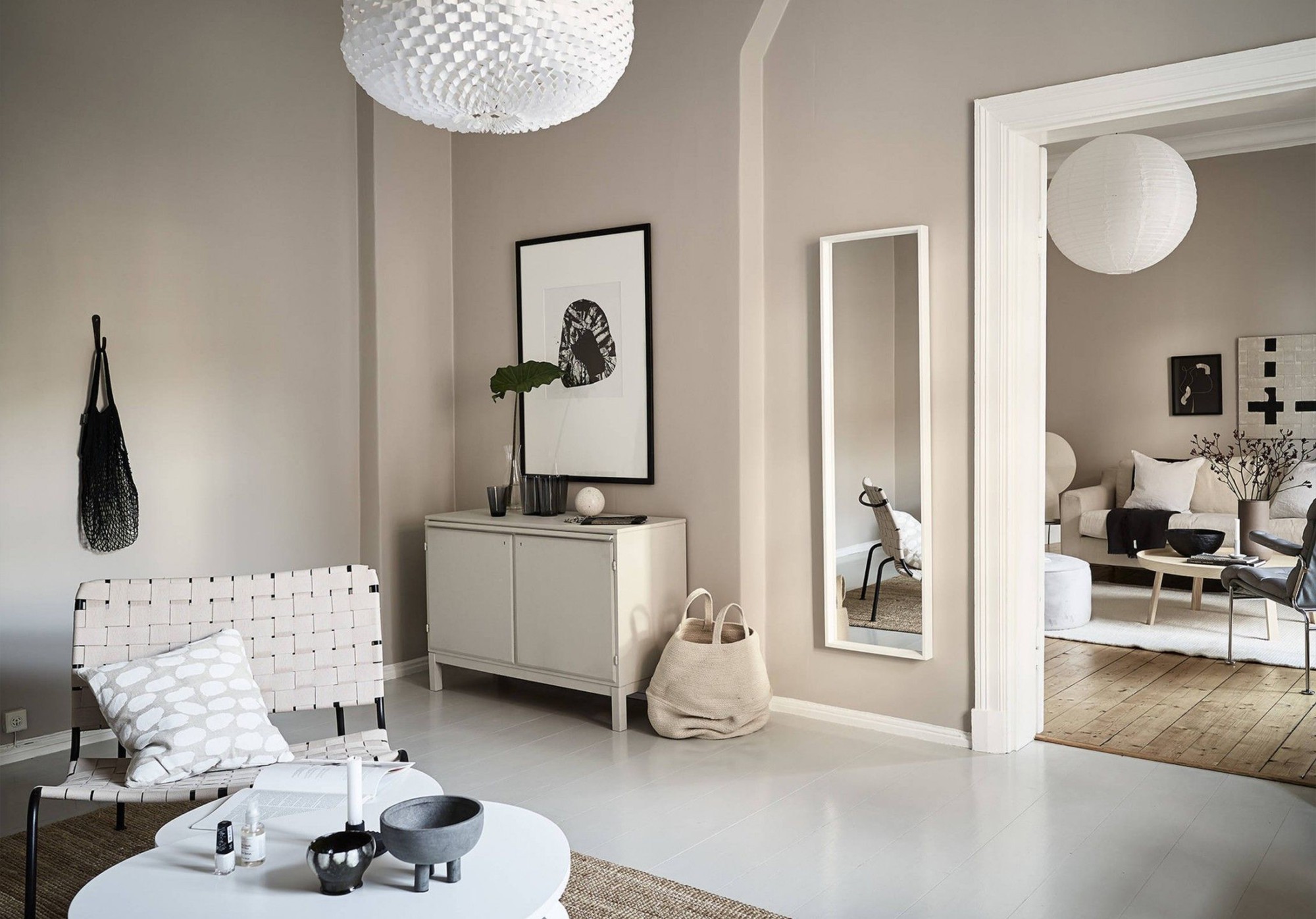 Top những màu sơn sáng đẹp nhất giúp không gian luôn rực rỡ và Thoáng đãng